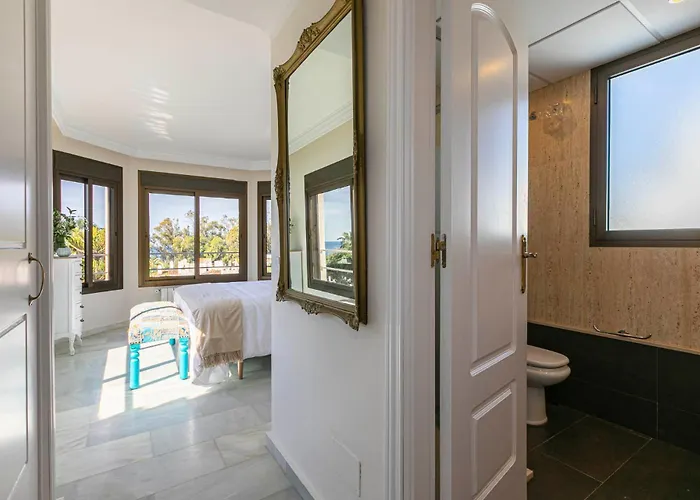 Golden By Bh * Μαρμπέλλα