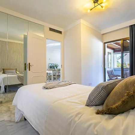Apartment Golden By Bh