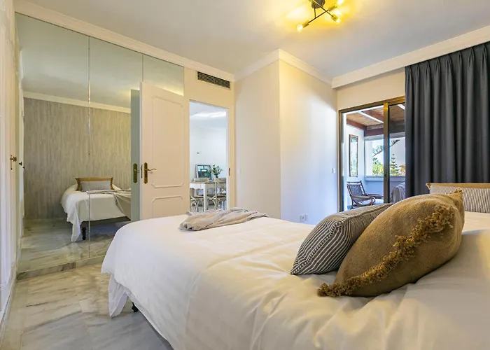 Apartment Golden By Bh