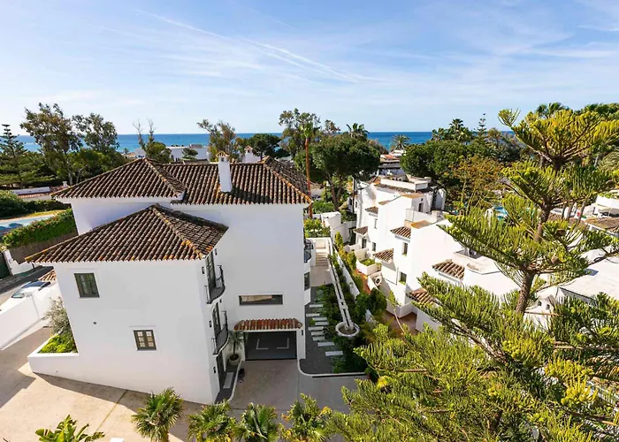 Apartment Golden By Bh