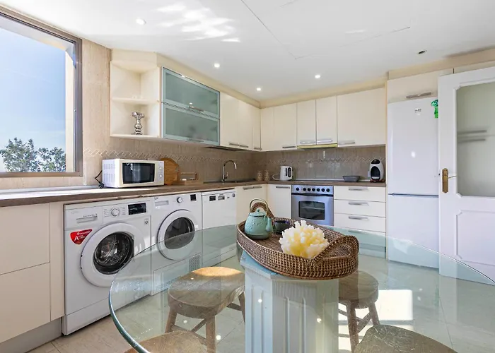 Golden By Bh Apartment *